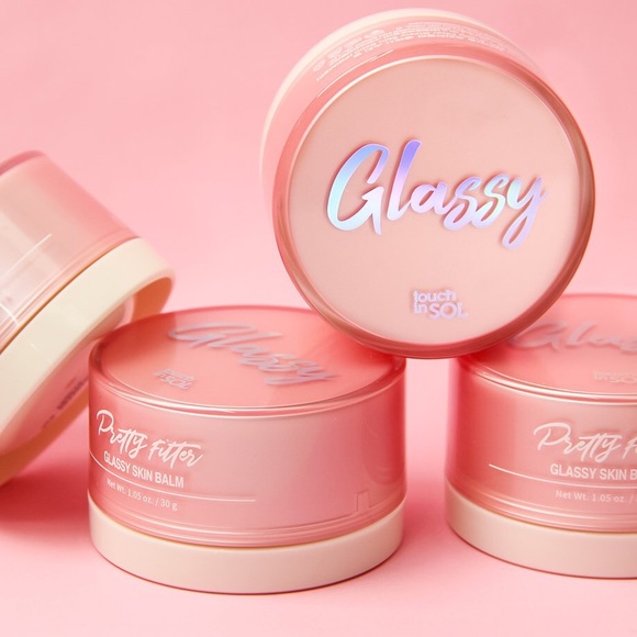 💗Touch In Sol Pretty Filter Glassy Skin Balm - Picture 1 of 13